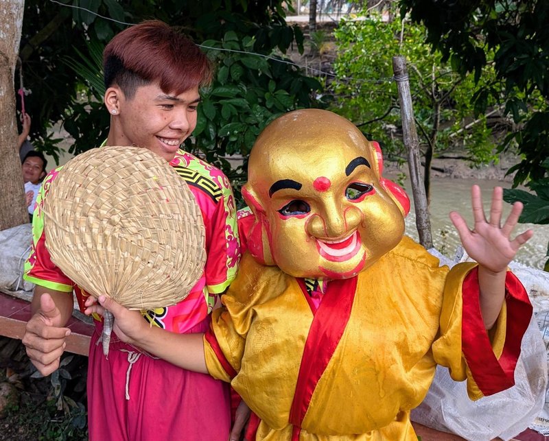 Two main characters: the unicorn head (not in costume) and a clown / buddha whose job it was to get the unicorn drunk